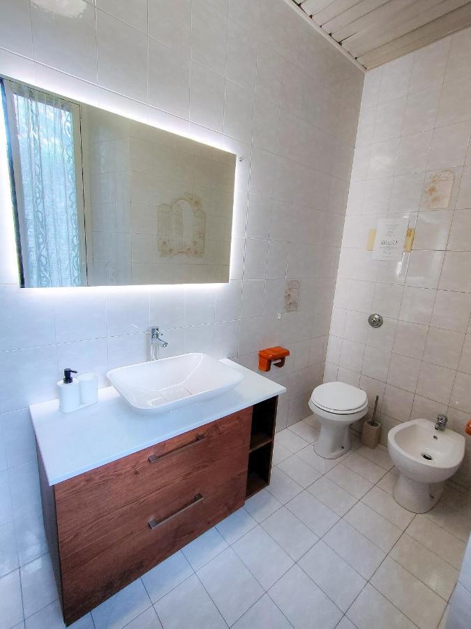 S&M Apartments "Casa Anna" - Crocetta M3 ミラノ エクステリア 写真